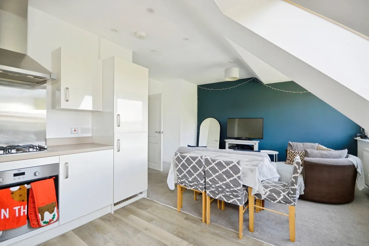 Llys Marina, Y Felinheli, LL56, photo 6