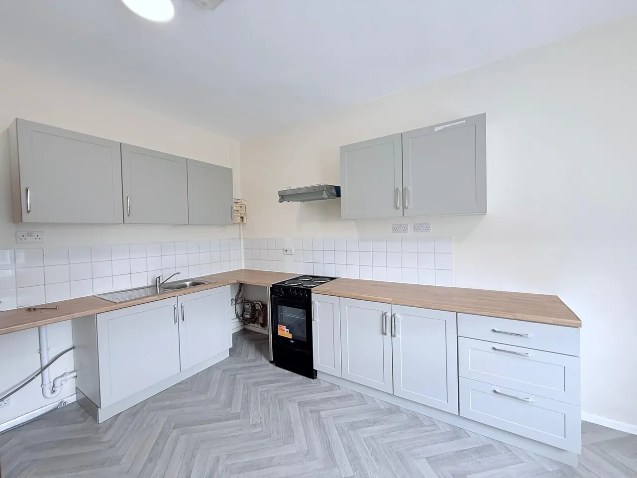 4 bed flat to rent, Orford Avenue, Nottingham, NG11