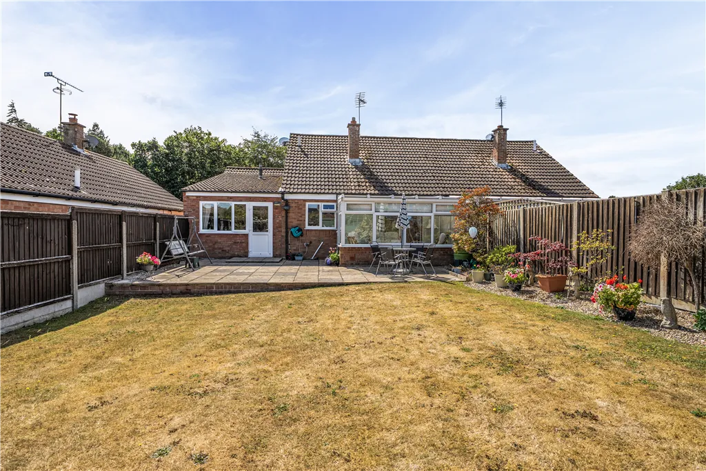 Arnott Road, Holt, photo 15