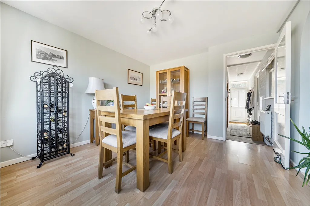 Arnott Road, Holt, photo 8