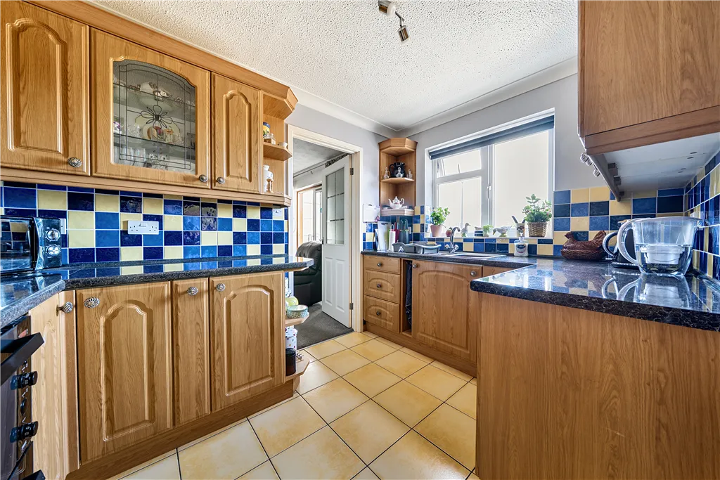Arnott Road, Holt, photo 5