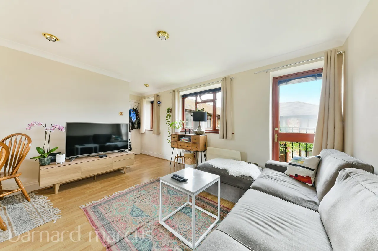 Ashley Road, Epsom, KT18, photo 2