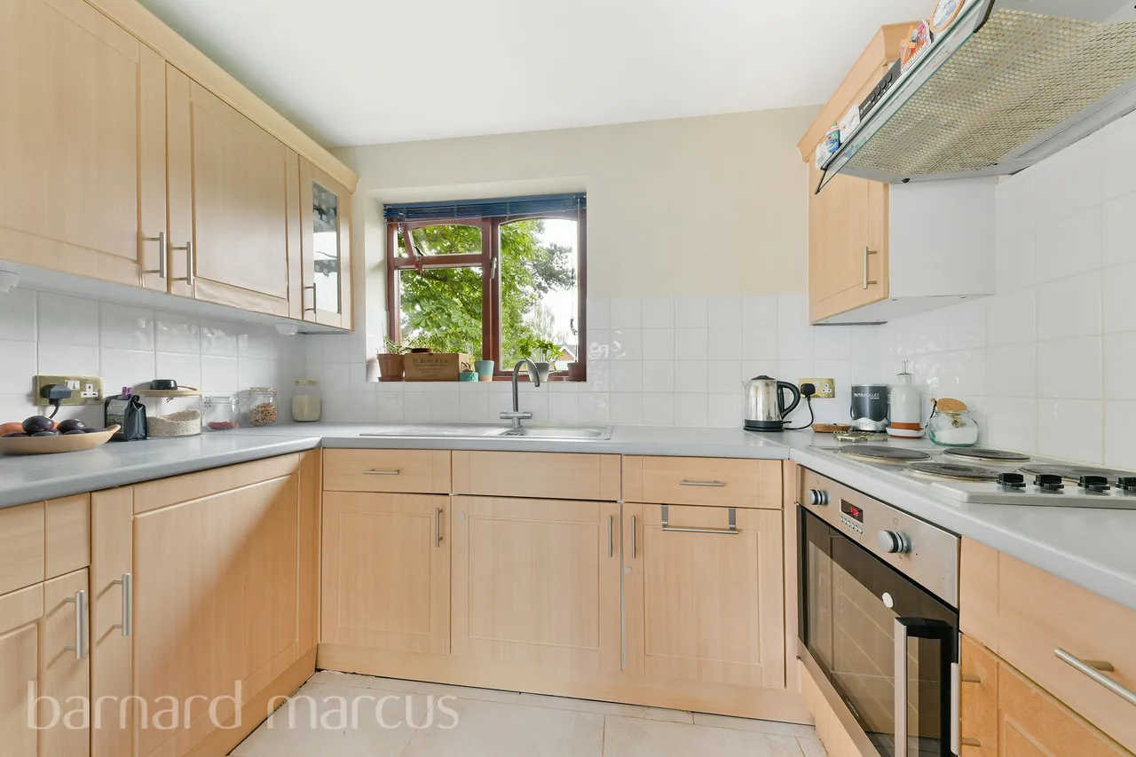 Ashley Road, Epsom, KT18, photo 4