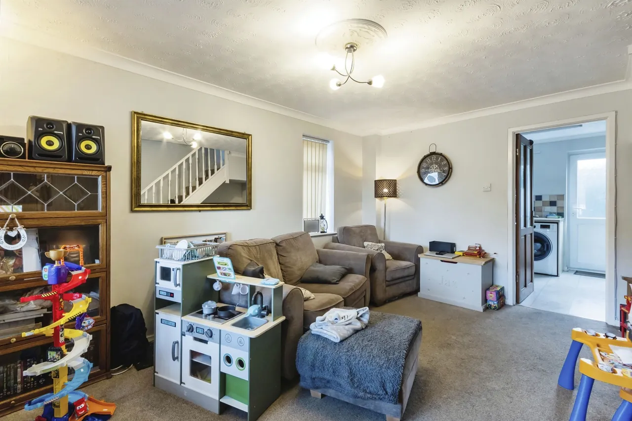 Pennie Close, Long Eaton, NG10, photo 4