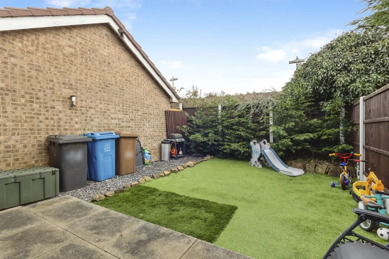 Pennie Close, Long Eaton, NG10, photo 14