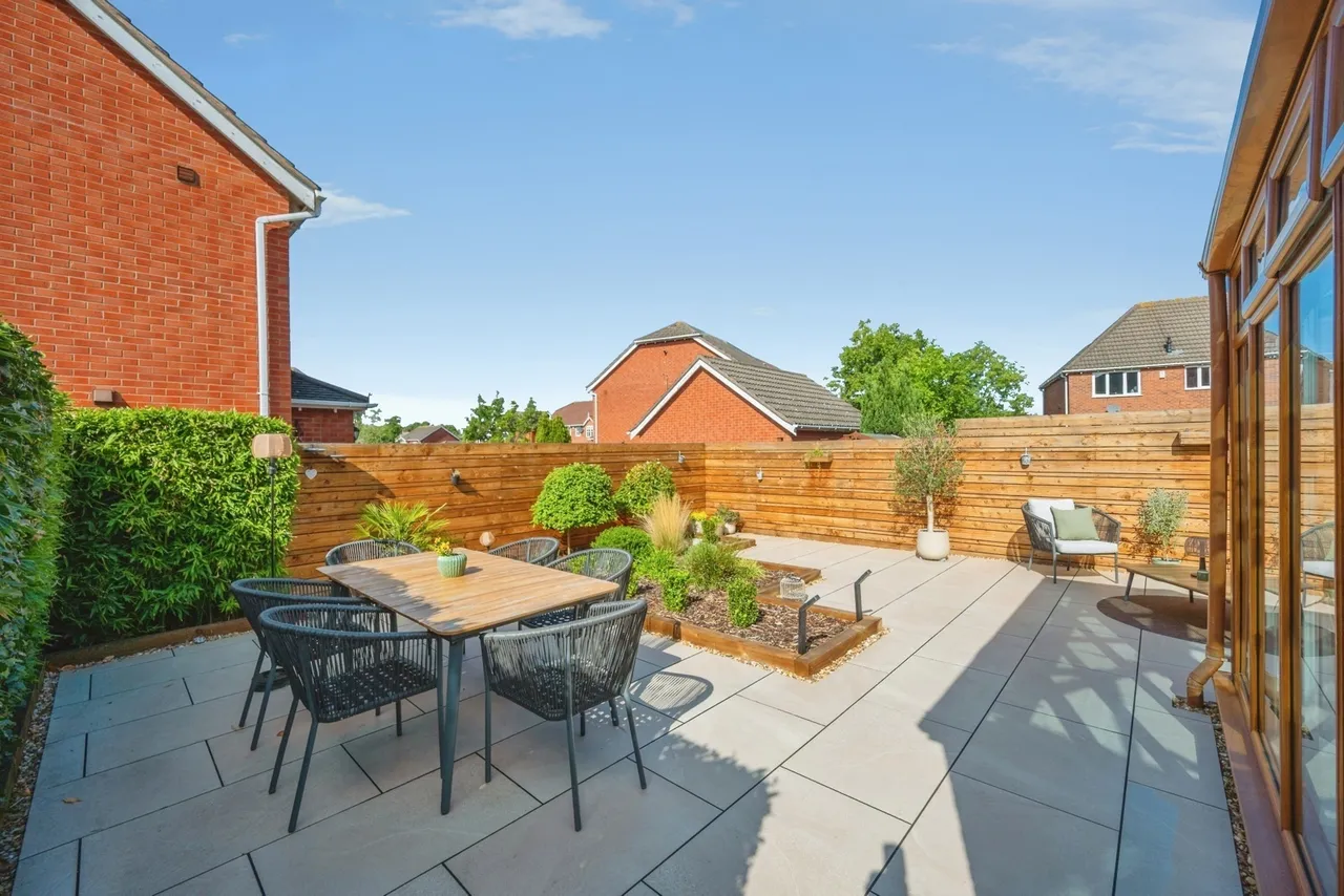 Celandine, Tamworth, B77, photo 18