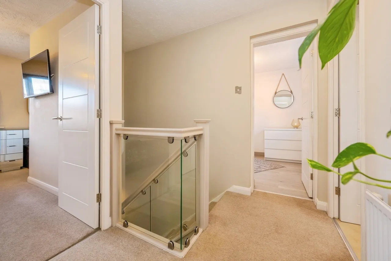 Celandine, Tamworth, B77, photo 13