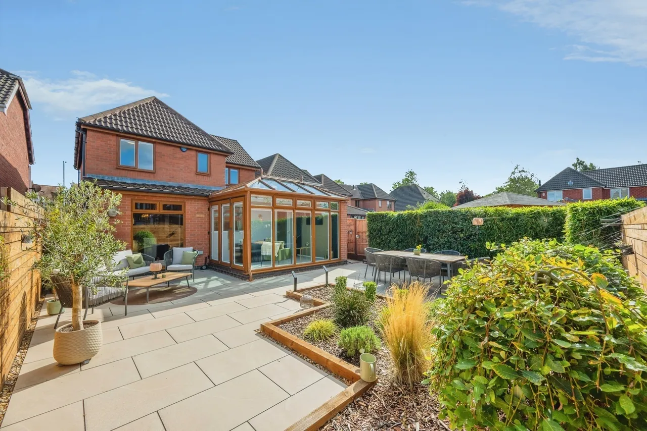 Celandine, Tamworth, B77, photo 5