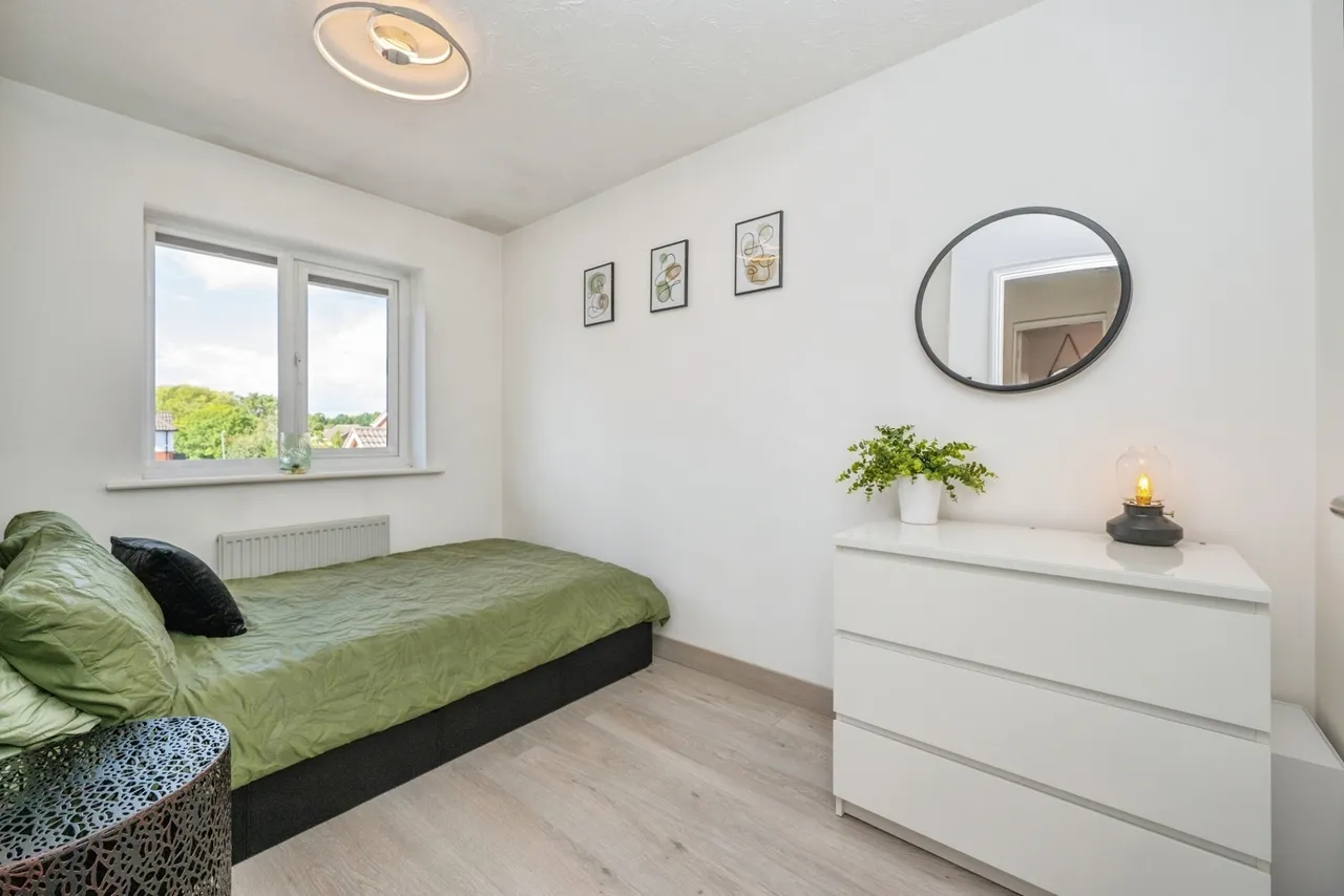 Celandine, Tamworth, B77, photo 12