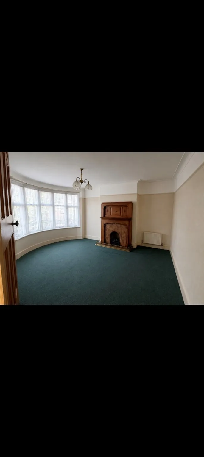 Hawthorn Drive, Harrow, photo 9