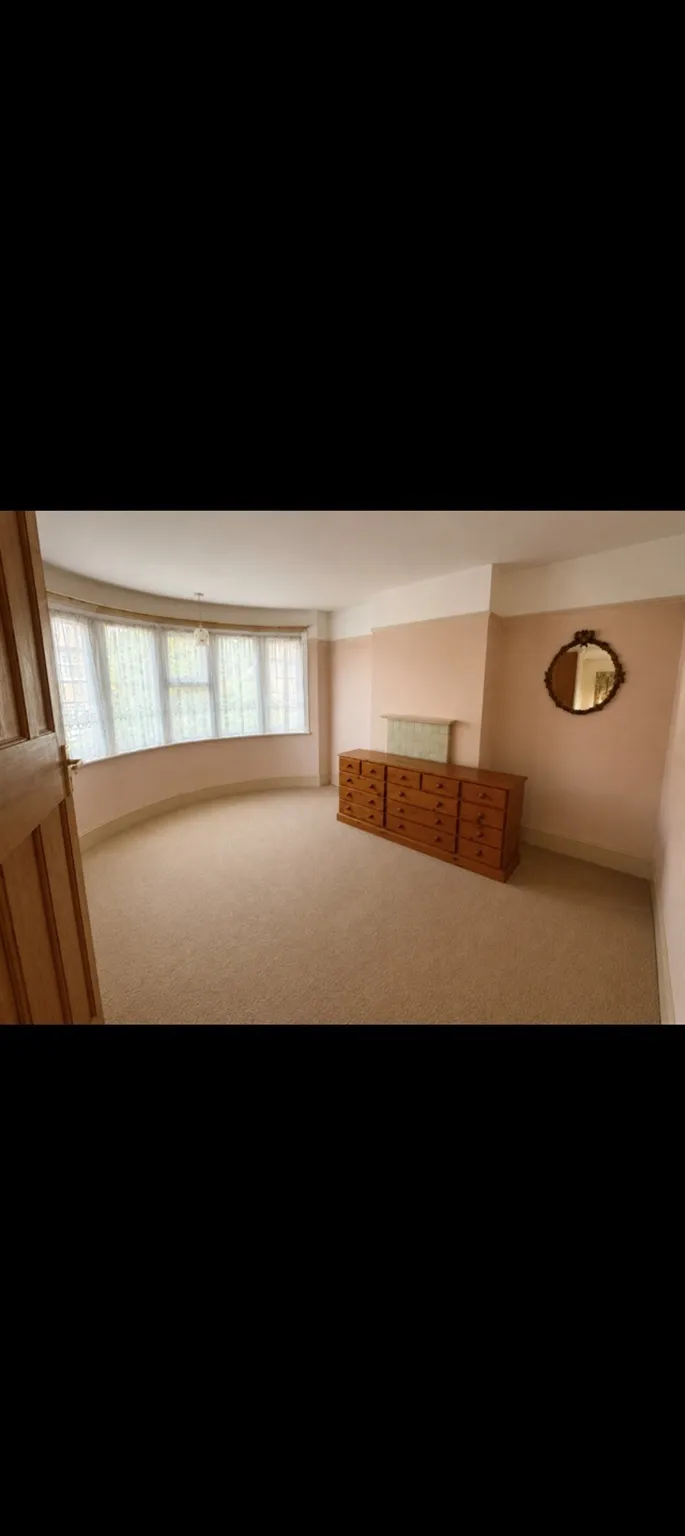 Hawthorn Drive, Harrow, photo 2