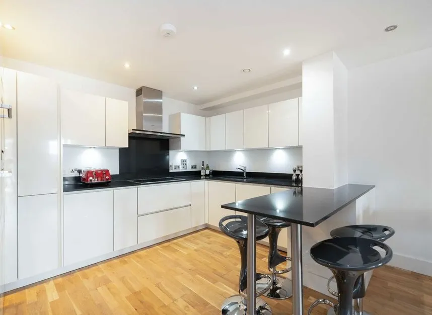 Camden Road, Camden Town, NW1, photo 3