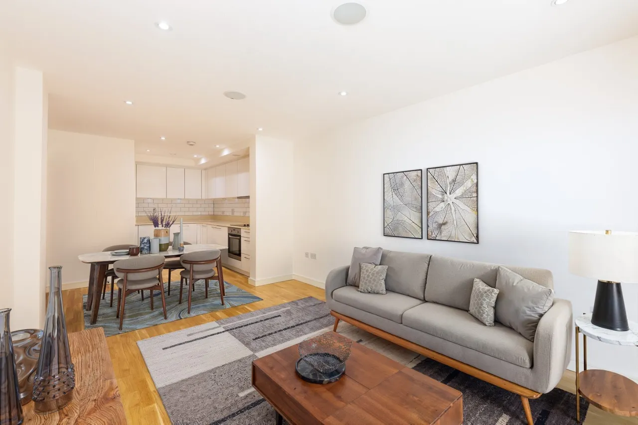 Chartfield Avenue, London, SW15, photo 2