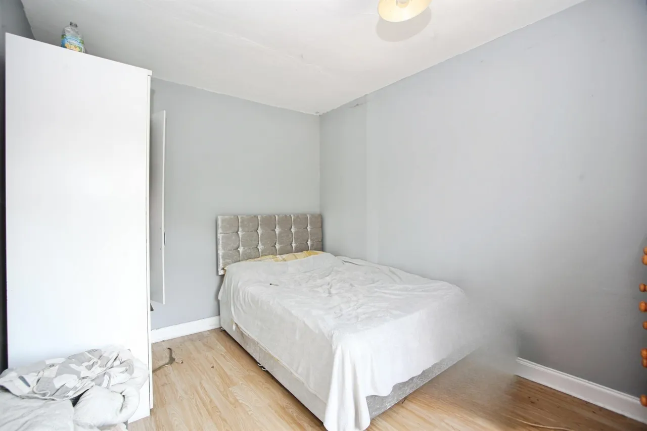 Coedpenmaen Road, Pontypridd, CF37, photo 18
