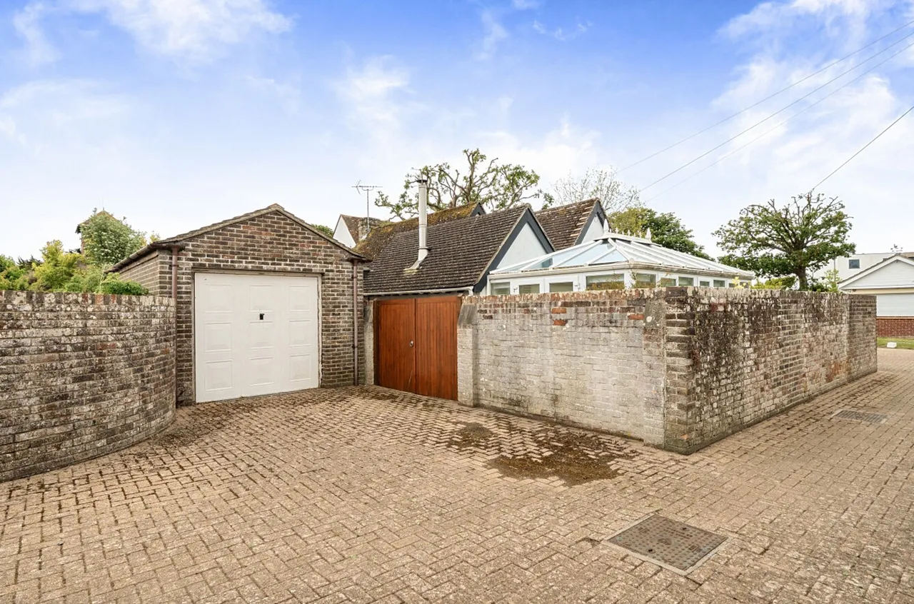 Canons Close, Aldwick, PO21, photo 20