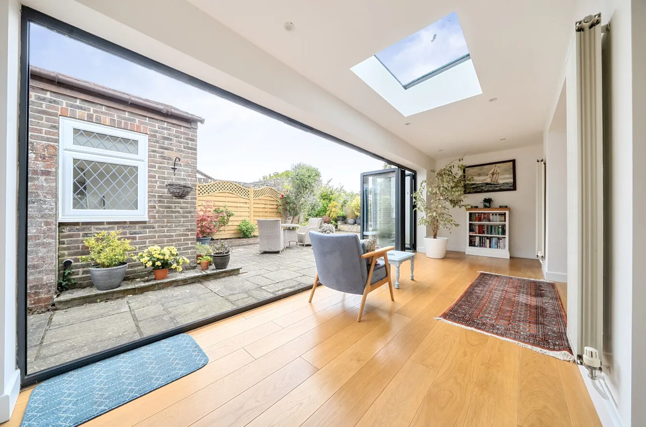 Canons Close, Aldwick, PO21, photo 9