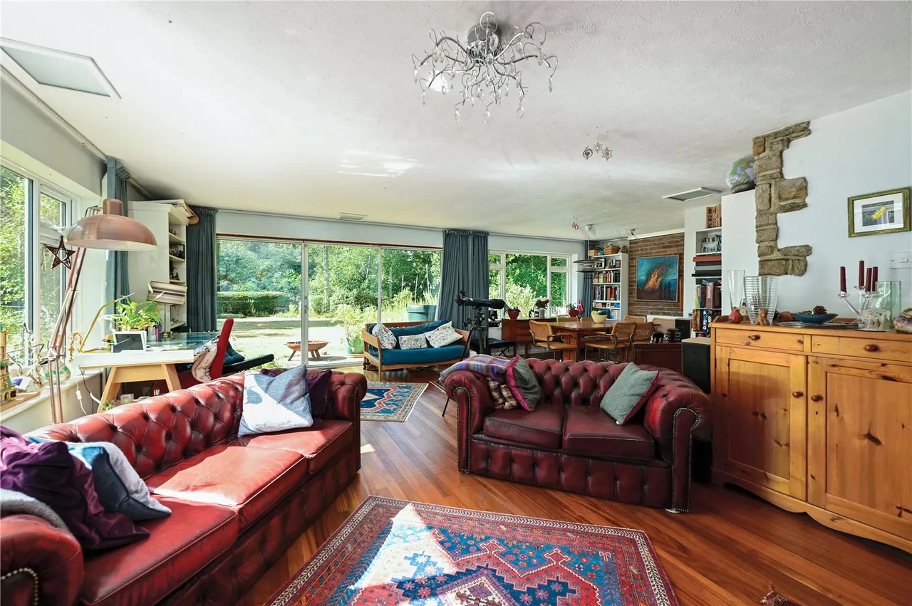 Range Road, Finchampstead, Wokingham, Berkshire, RG40 3NR, photo 3