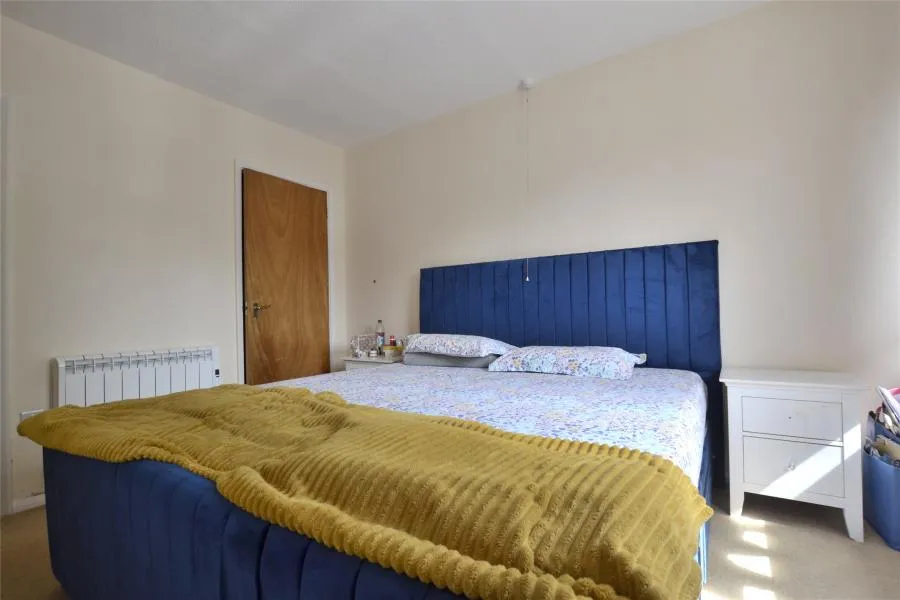 Denmark Road, GL1, photo 10