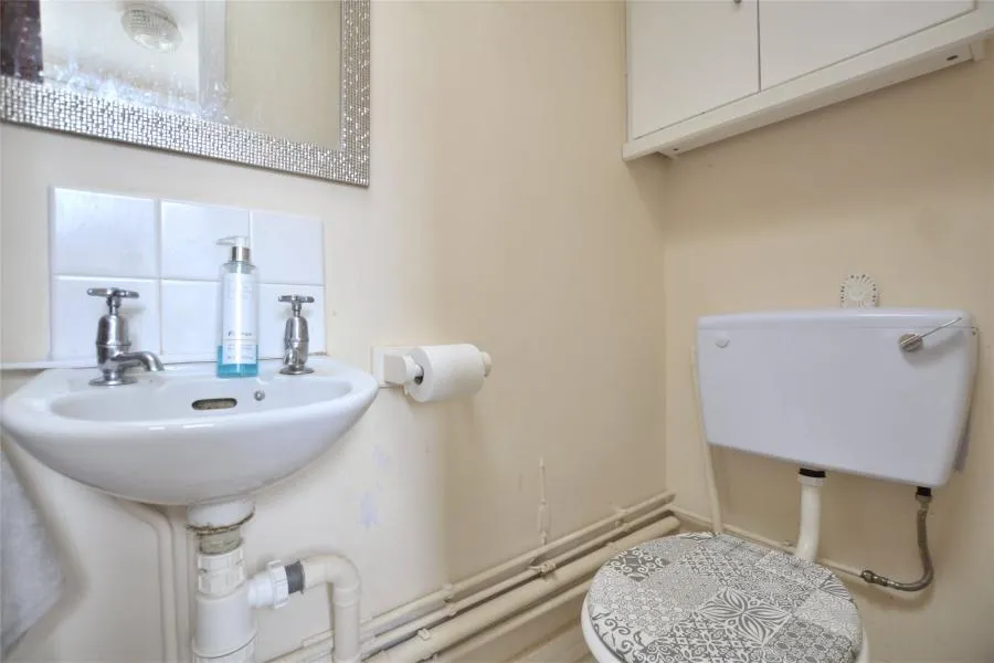 Denmark Road, GL1, photo 6