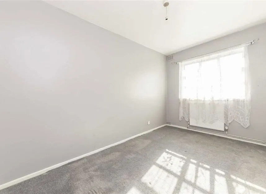 Oaklands Estate, Clapham, SW4, photo 3