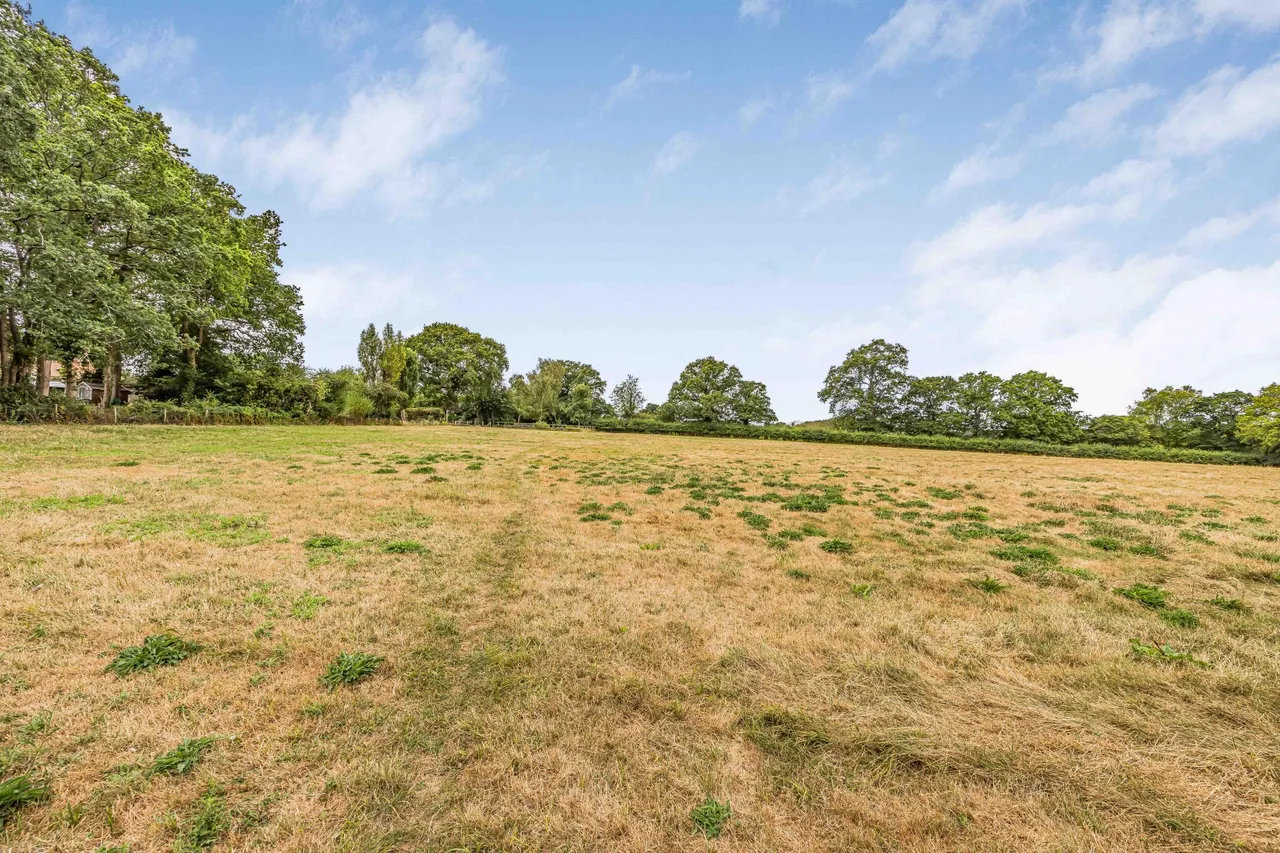 Denmead, Hampshire, photo 28