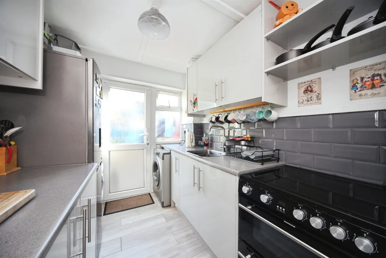 Grove Road, Houghton Regis, LU5, photo 8