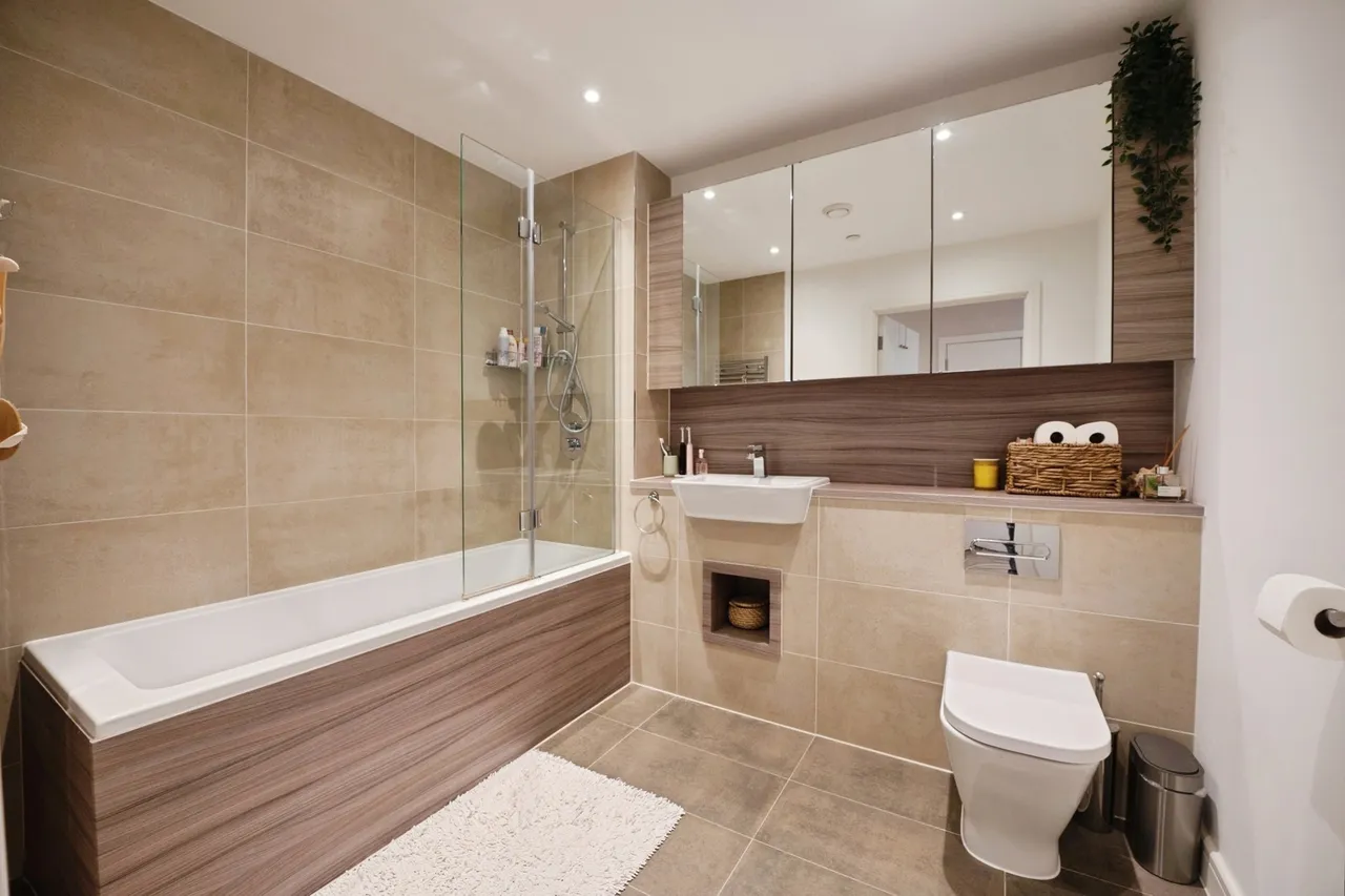 Fairmont Road, Rainham, Essex, RM13, photo 2