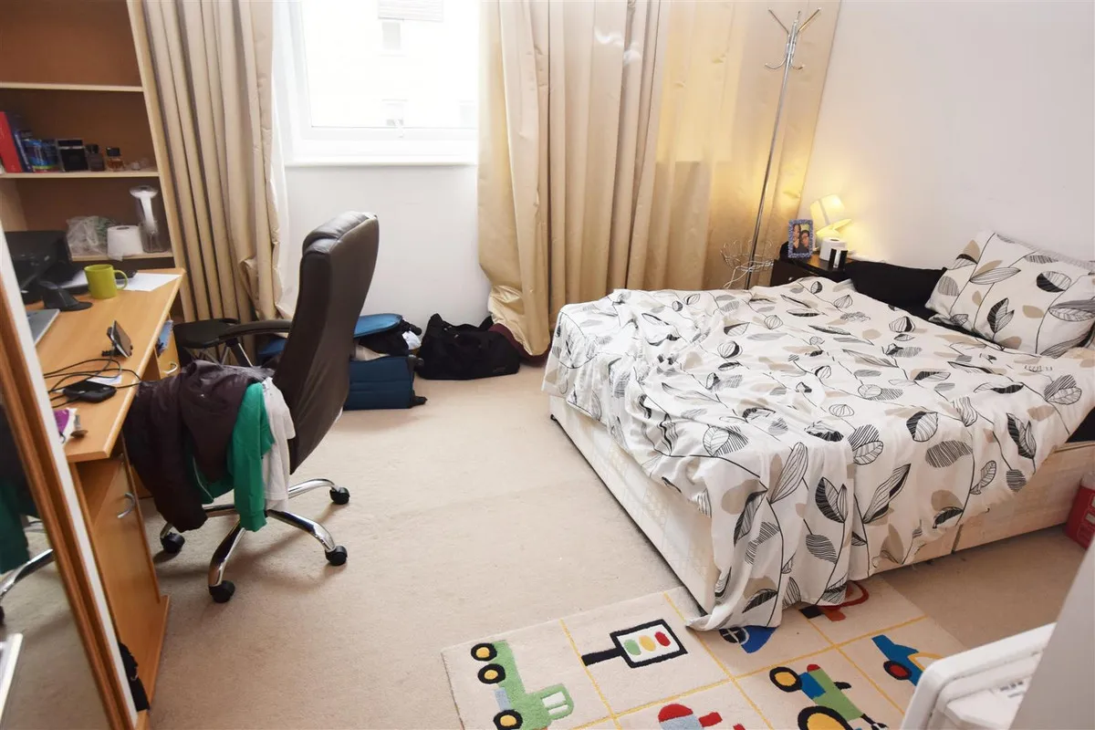 Hawkins Road, Colchester, Essex, CO2 8XY, photo 5