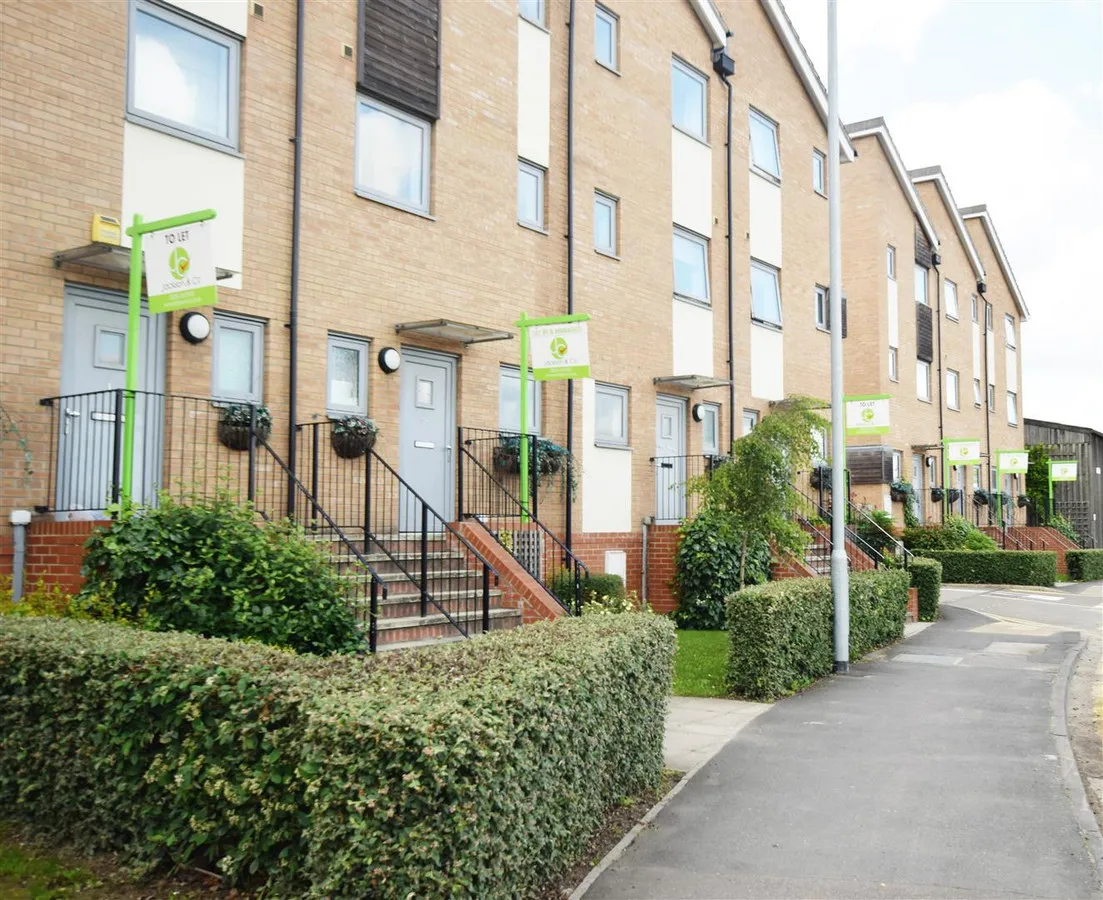 Hawkins Road, Colchester, Essex, CO2 8XY, photo 9