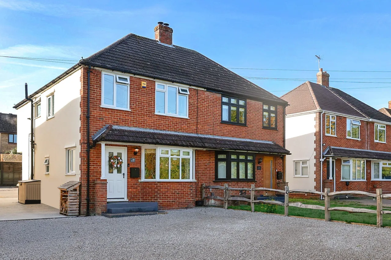 4 bed property for sale, Cock Lane, Fetcham, KT22