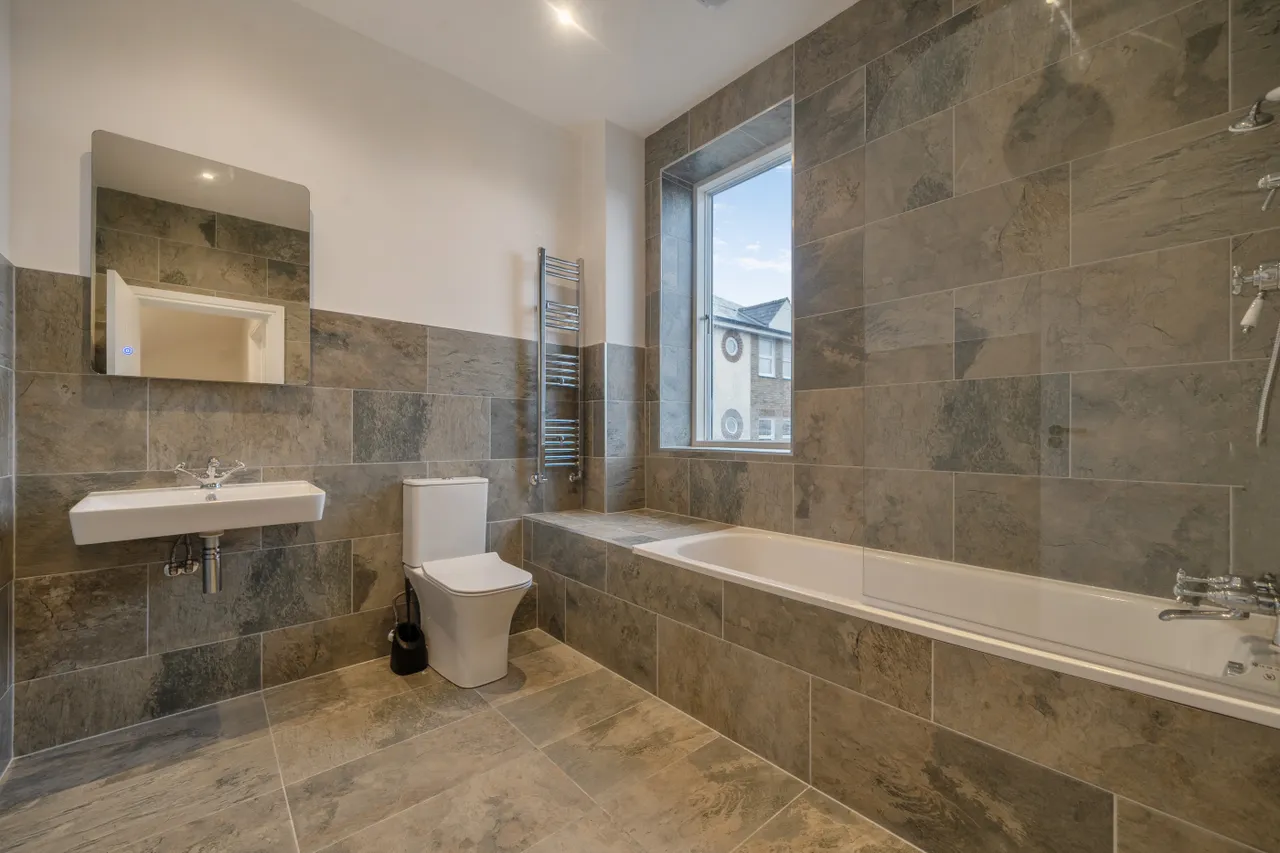 Fransfield Grove, London, SE26, photo 9