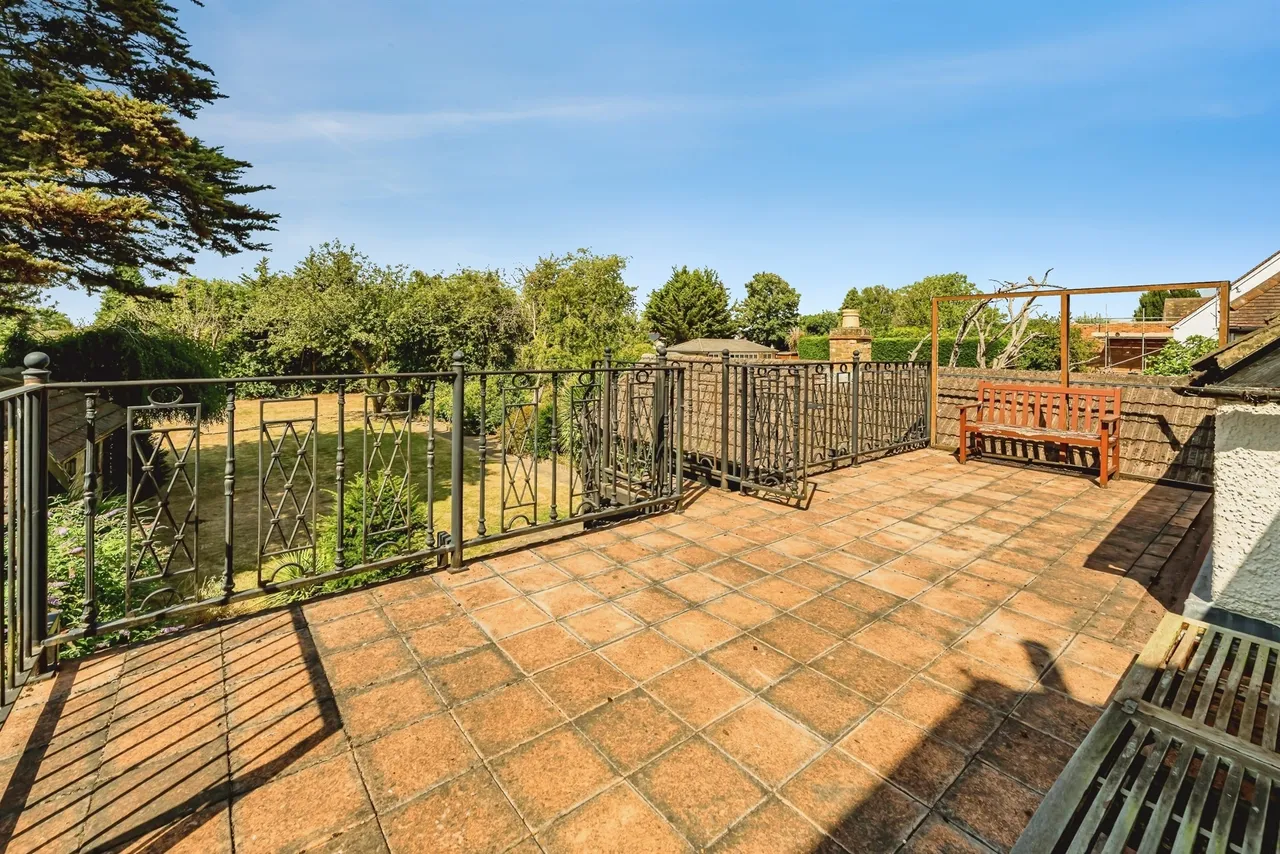 Burnham Lane, Slough, photo 8