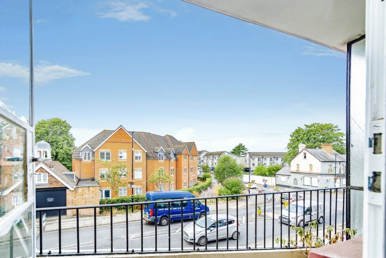 High Street, Caterham, Surrey, CR3, photo 11