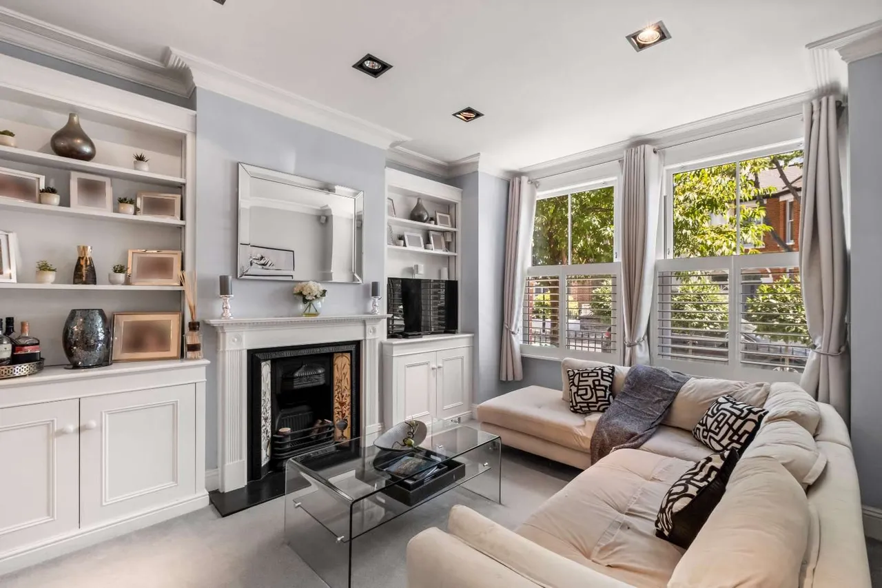 Scholars Road, London, SW12, photo 2