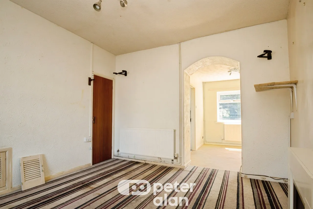 Two Locks Road, Cwmbran, NP44, photo 2