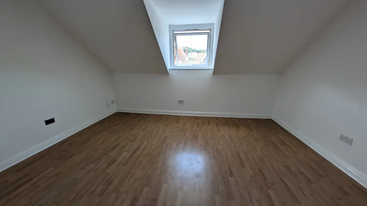 Folkestone Road, Dover, CT17, photo 2