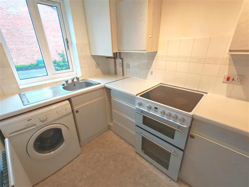 Pleasant Close, Loughborough, LE11, photo 6