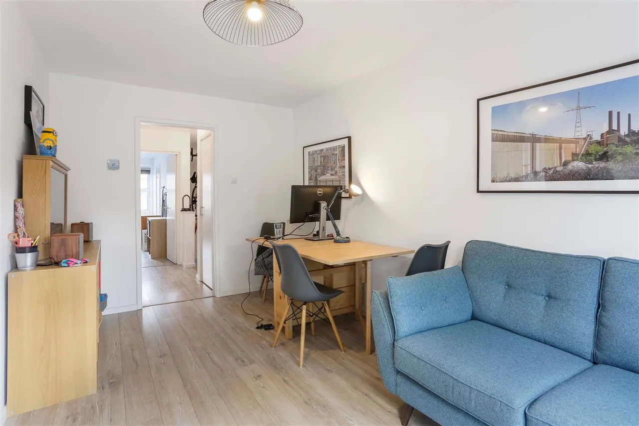 Warrender Road, London, photo 4