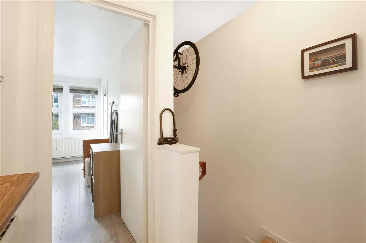 Warrender Road, London, photo 7