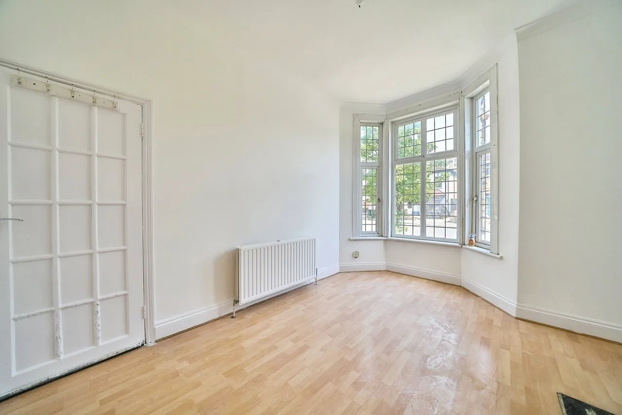 Margery Park Road, London, E7, photo 9