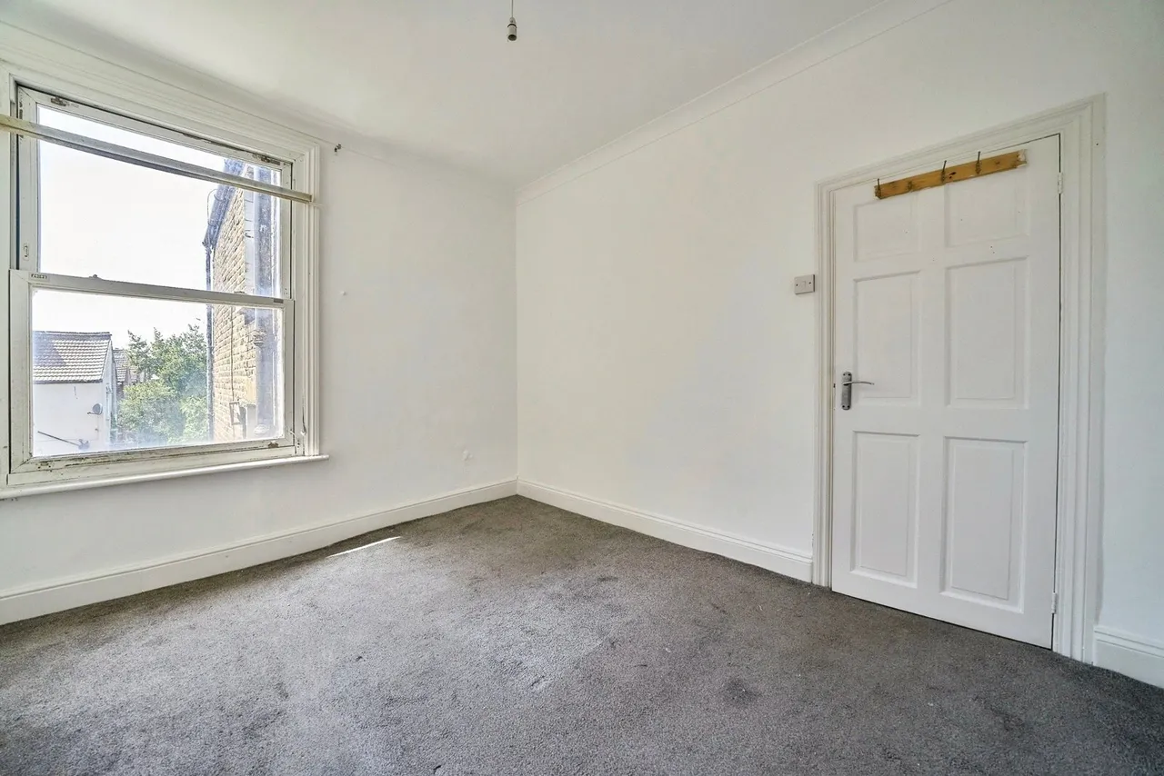 Margery Park Road, London, E7, photo 20