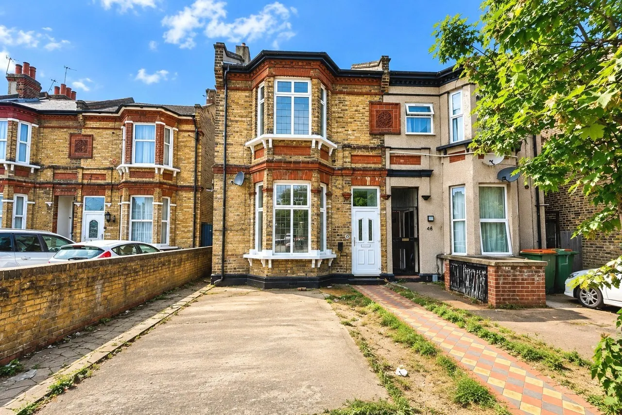 5 bed house for sale, Margery Park Road, London, E7
