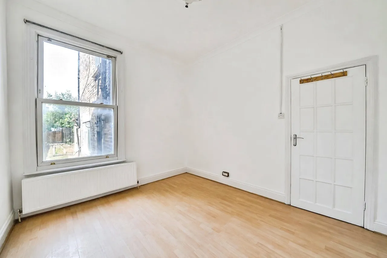 Margery Park Road, London, E7, photo 11