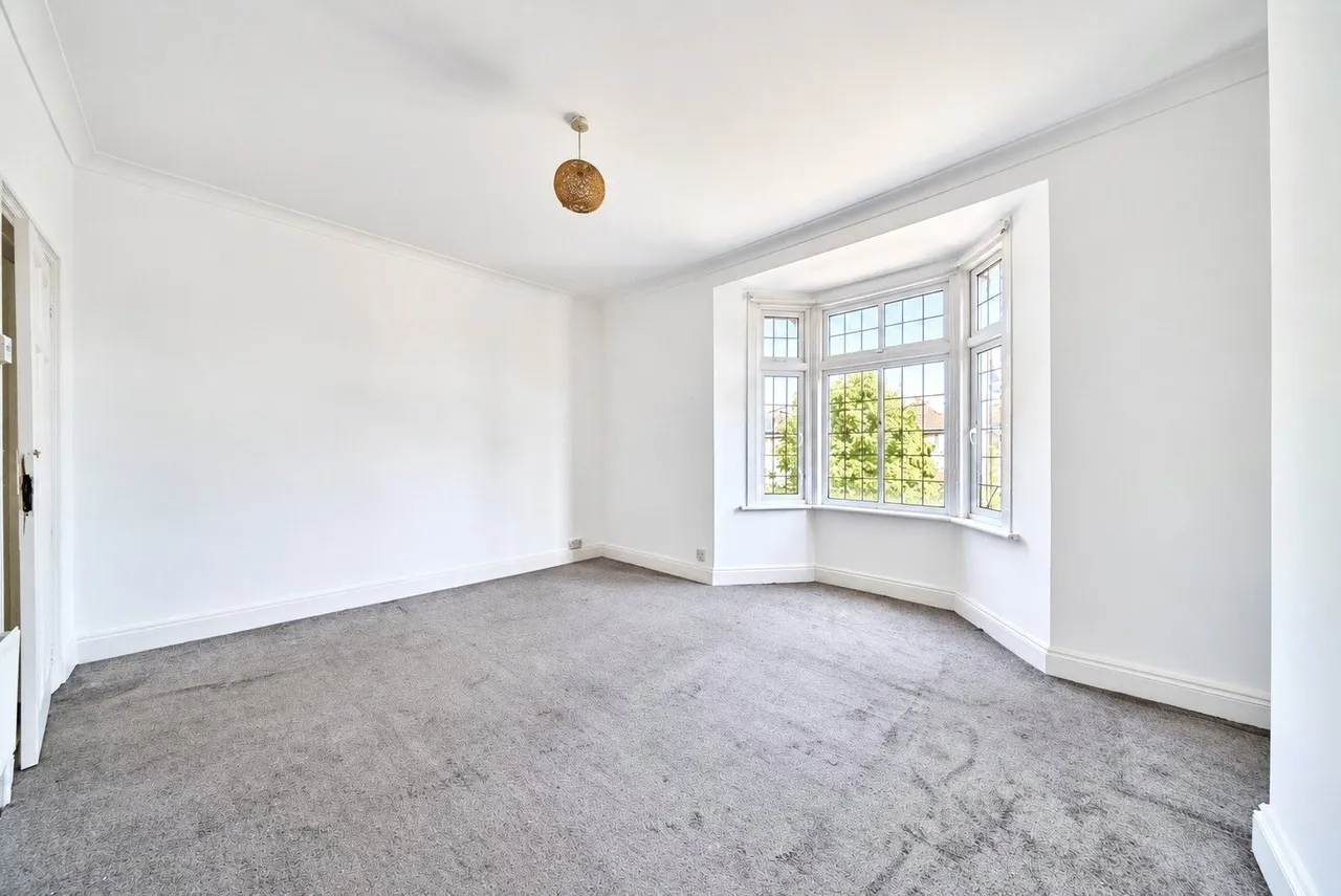 Margery Park Road, London, E7, photo 2