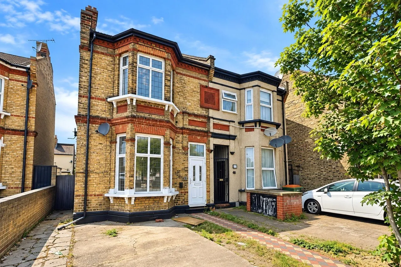 Margery Park Road, London, E7, photo 27