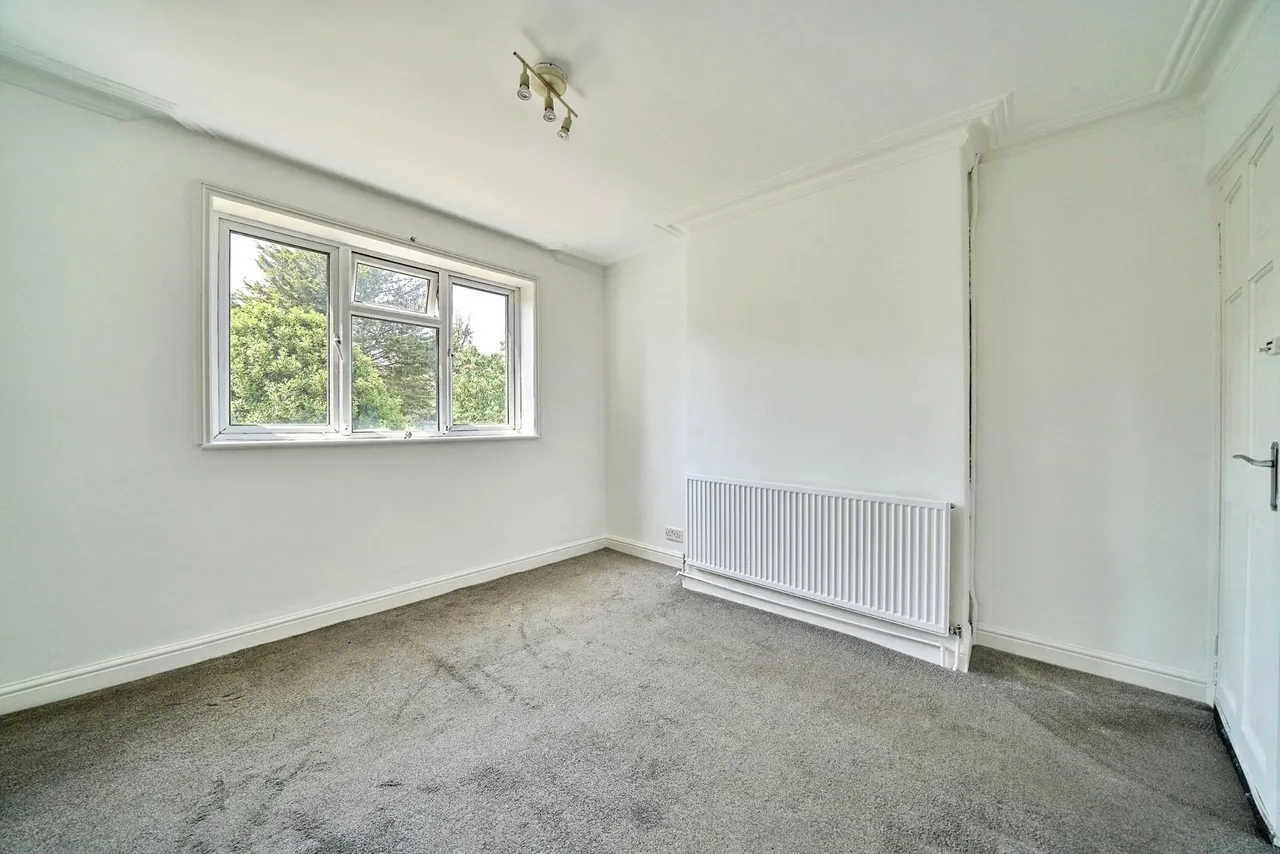 Margery Park Road, London, E7, photo 17