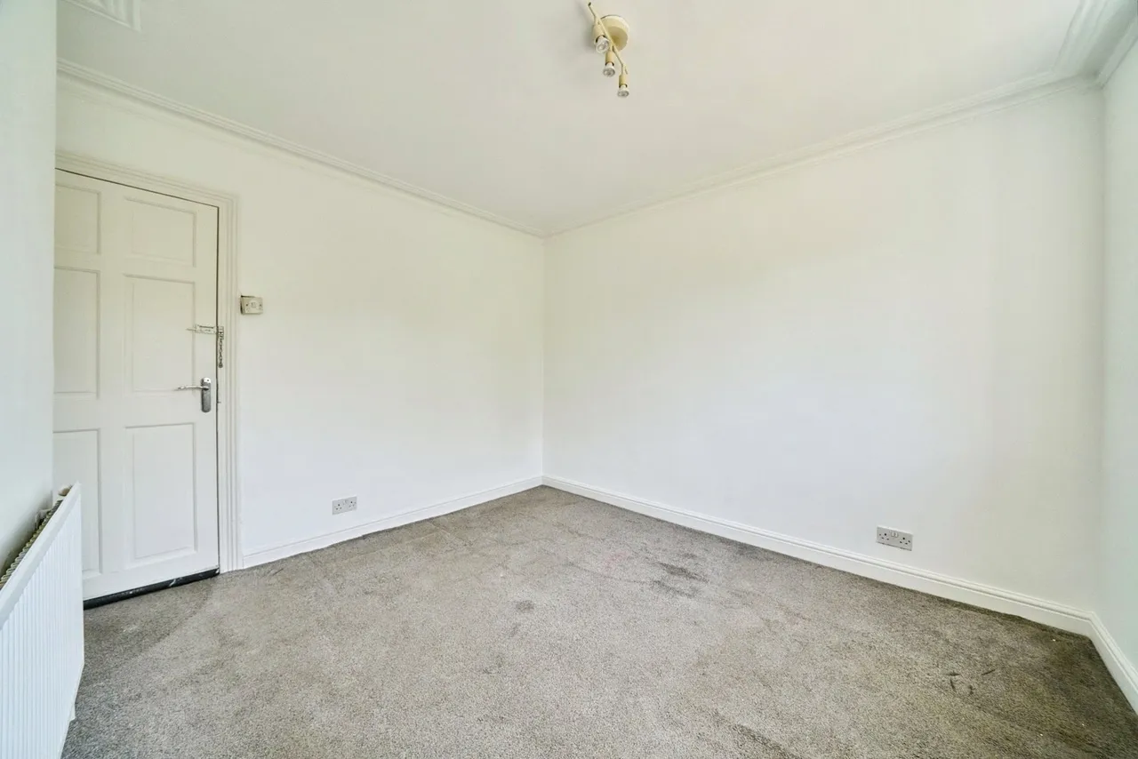 Margery Park Road, London, E7, photo 18