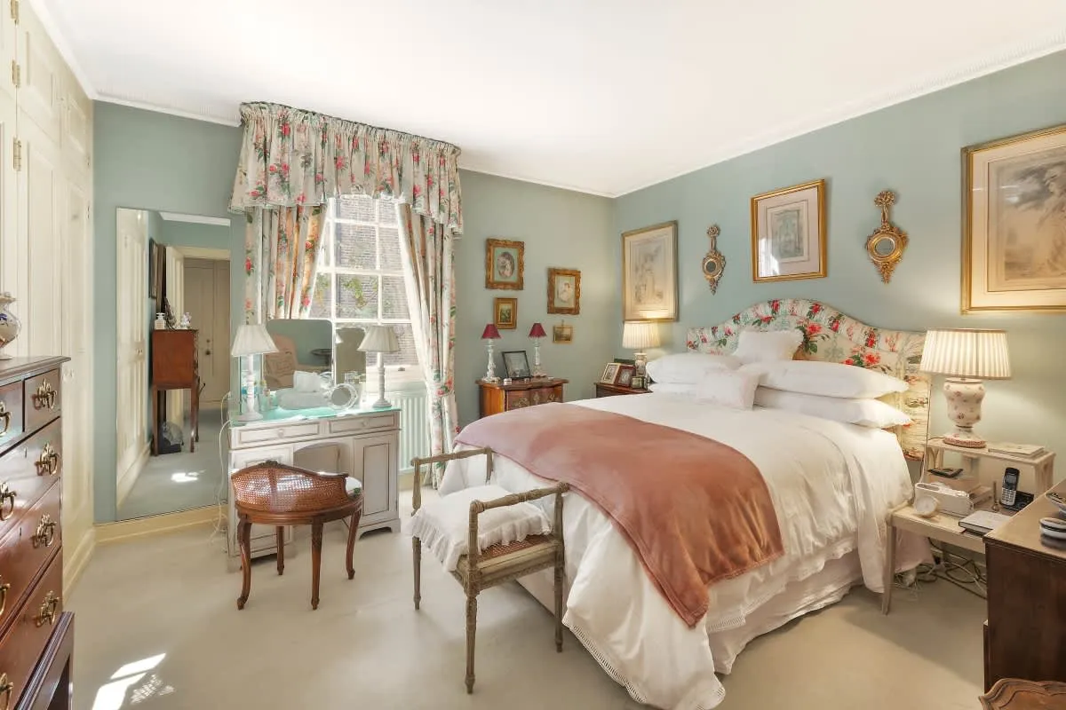 Cadogan Lane, London, SW1X, photo 4