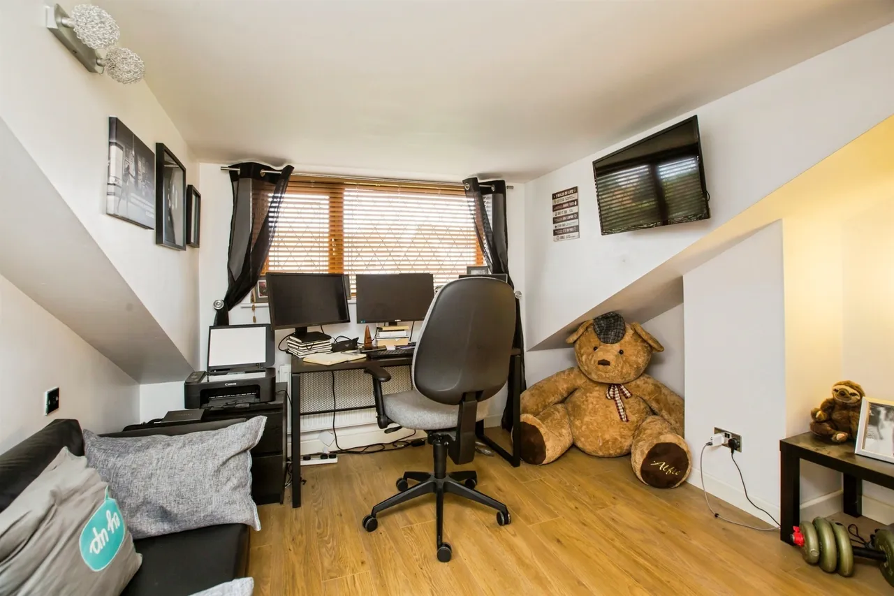 Ashlar Grove, Queensbury, BRADFORD, photo 12