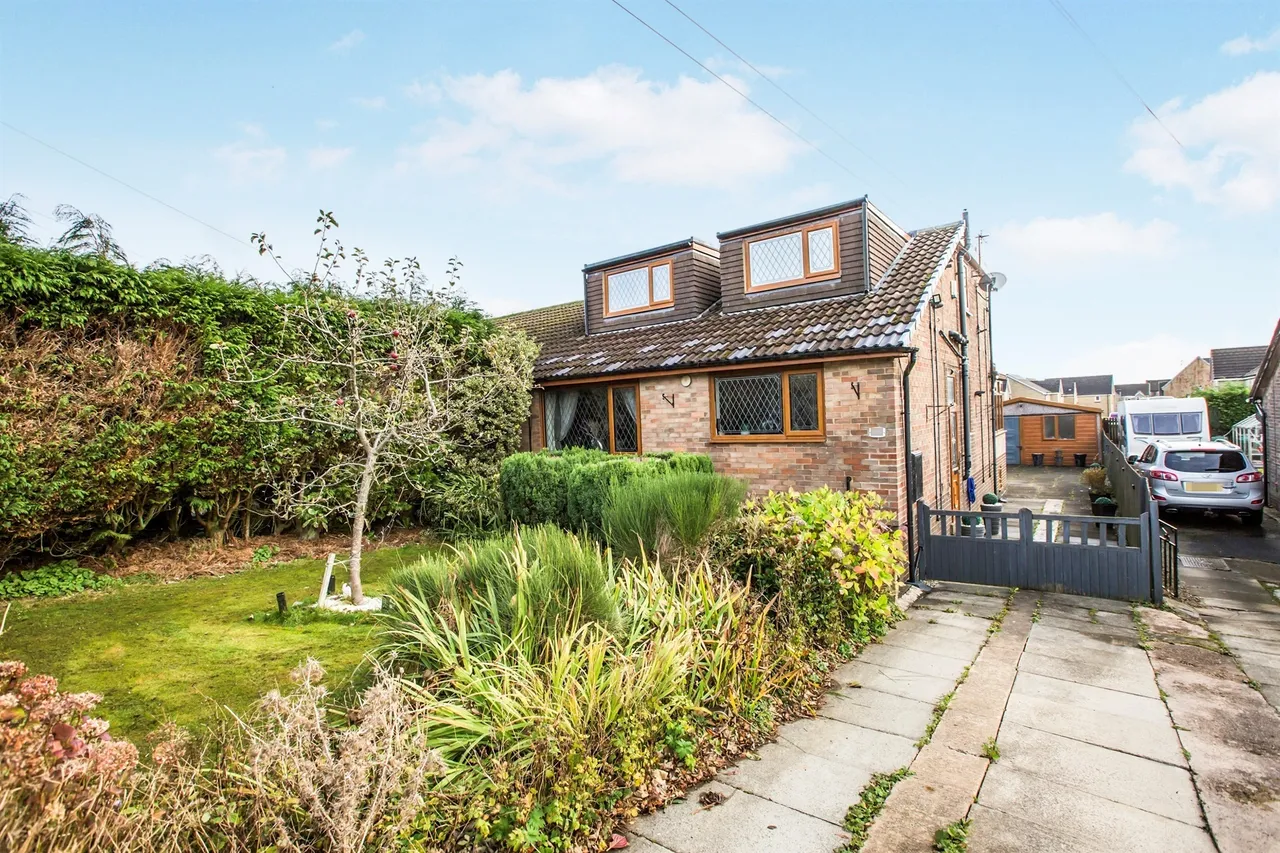 Ashlar Grove, Queensbury, BRADFORD, photo 10